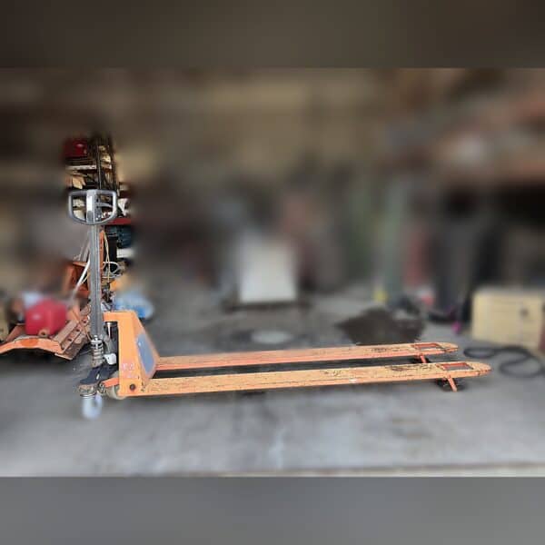 Side view of the BT LHM100UL long fork pallet jack showing the full 2,000 mm fork length